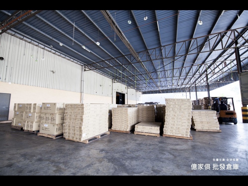 億家具卸売倉庫-商品一覧-億家具について