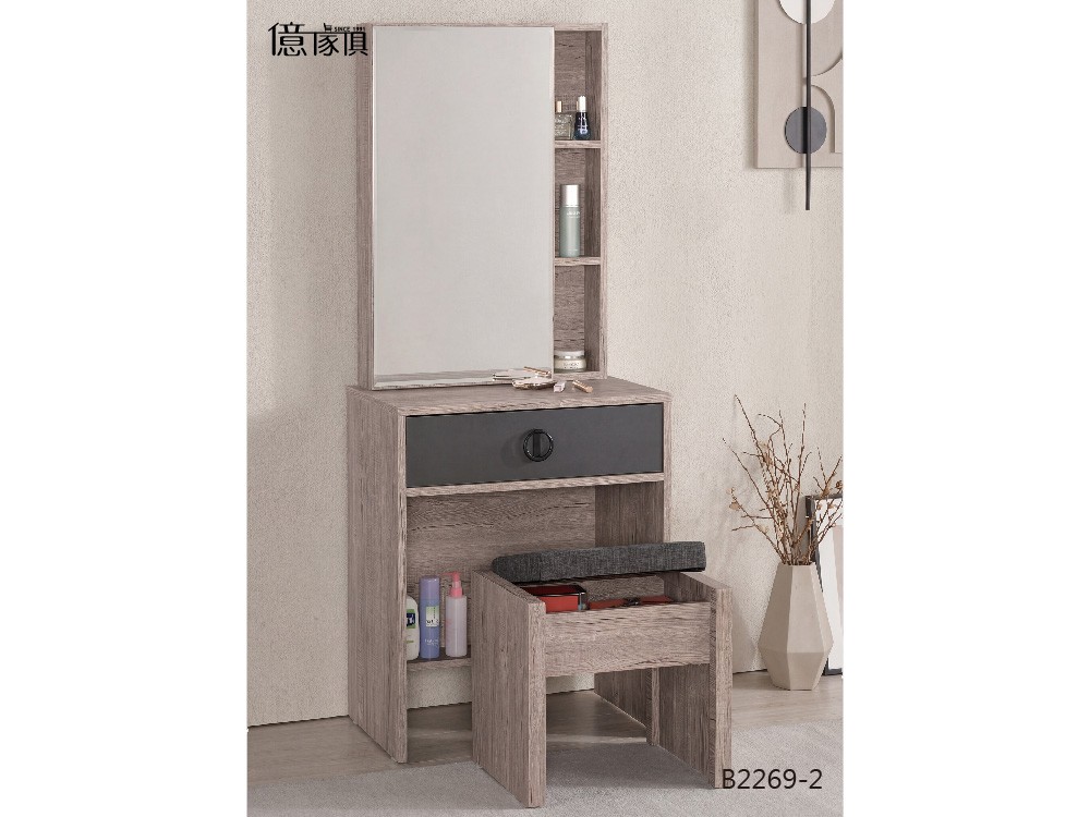 億家具卸売倉庫-商品一覧-ベッド·収納
