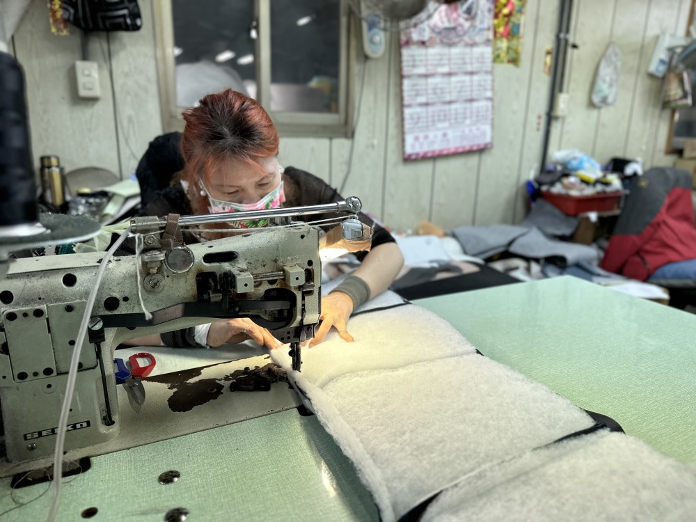 億家具卸売倉庫-商品一覧-億家具について