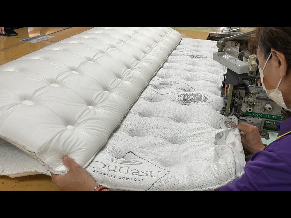 億家具卸売倉庫-商品一覧-億家具について