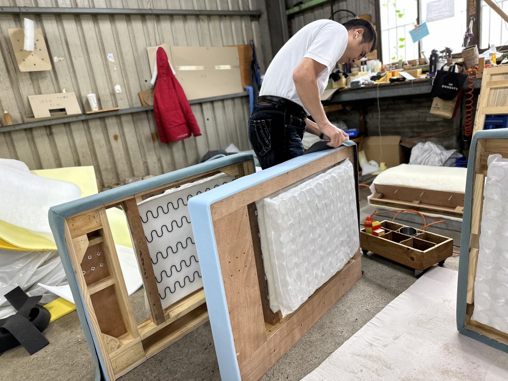 商品一覧-億家具について