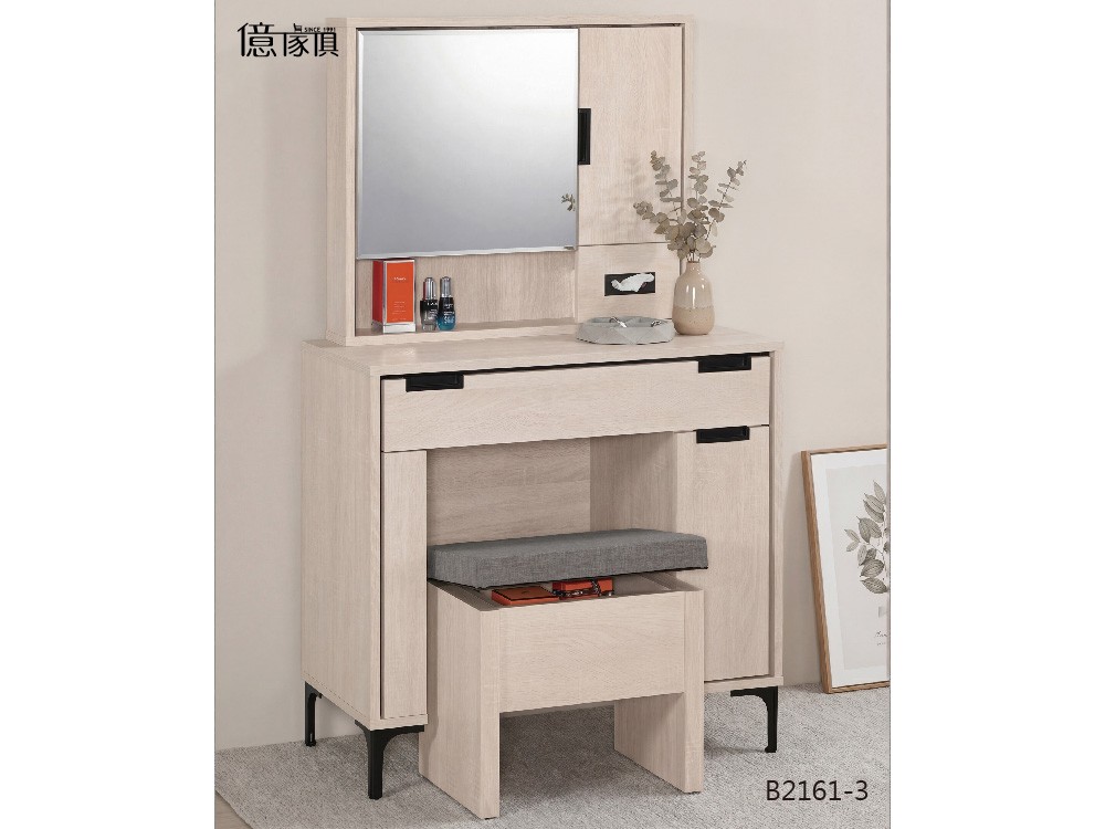 億家具卸売倉庫-商品一覧-ベッド·収納