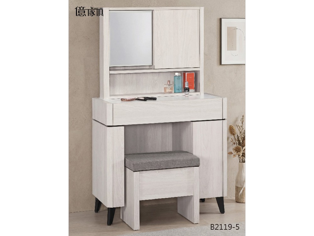 億家具卸売倉庫-商品一覧-ベッド·収納