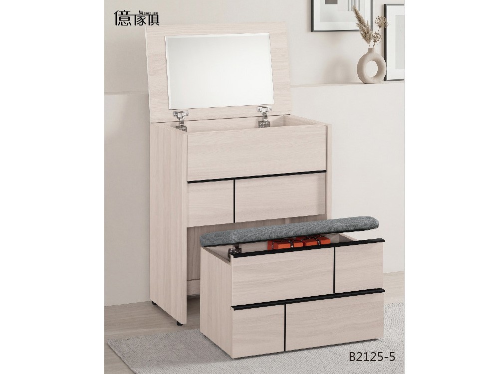 億家具卸売倉庫-商品一覧-ベッド·収納